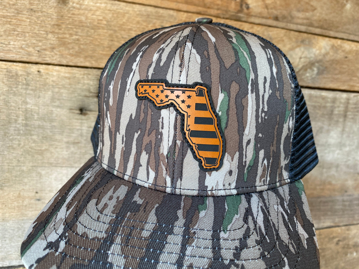 Florida Outline w/ US Flag Inlaid - Buckskin on Realtree Original/Black