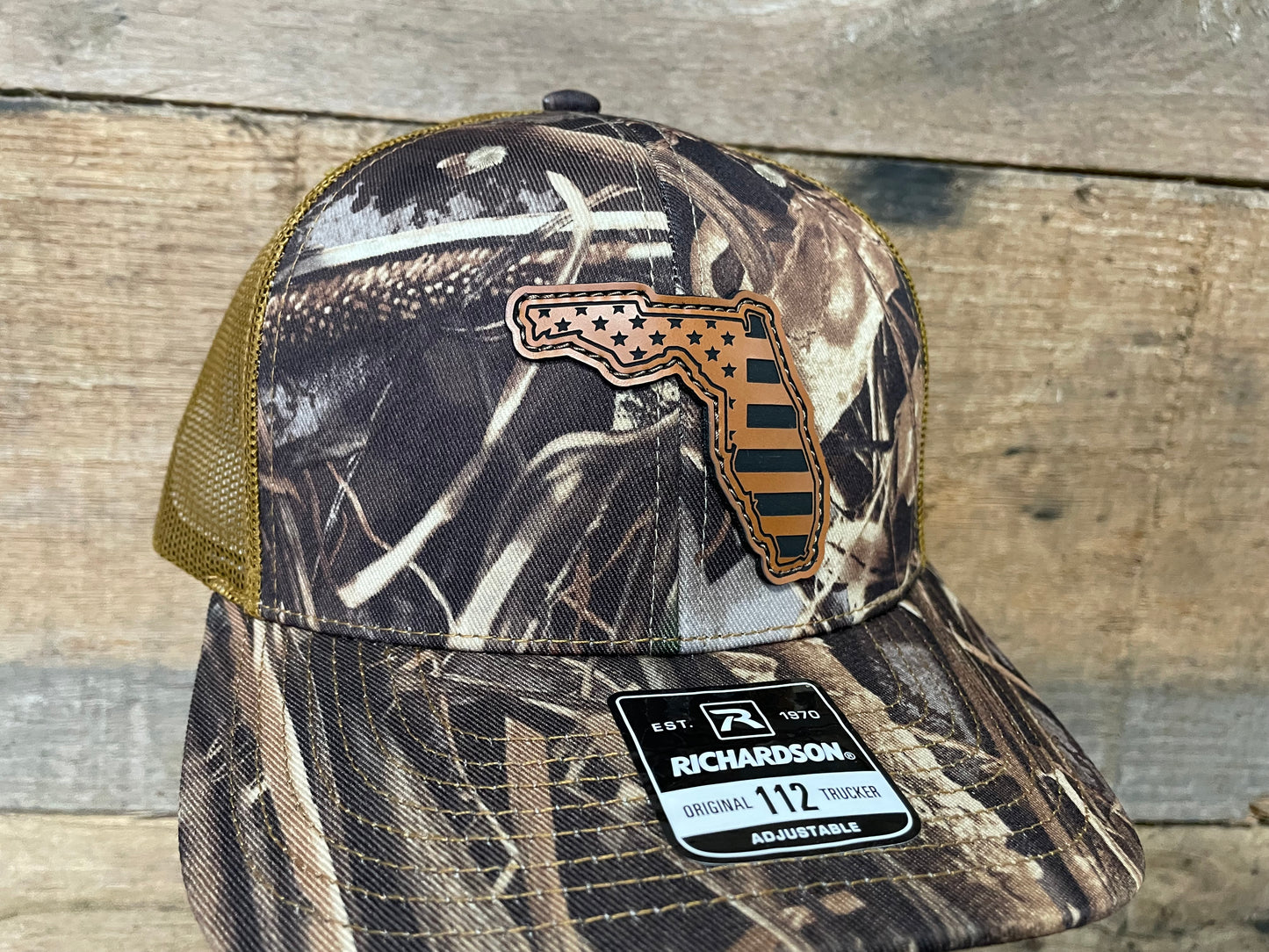 Florida State Outline w/ US Flag Engraved - Buck - Realtree Max-7