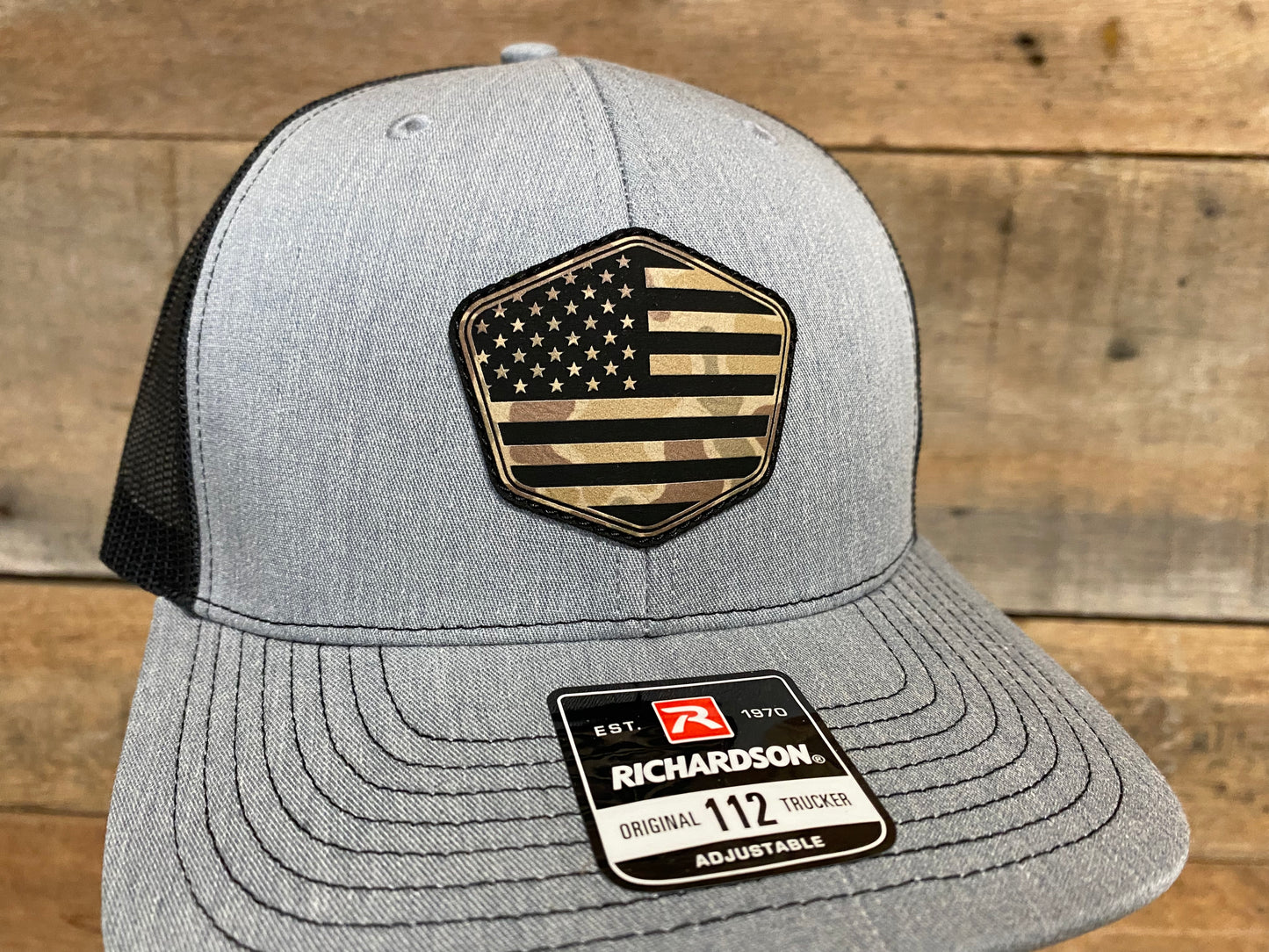 US Flag 1 - Duck Camo on Heather Grey/Black