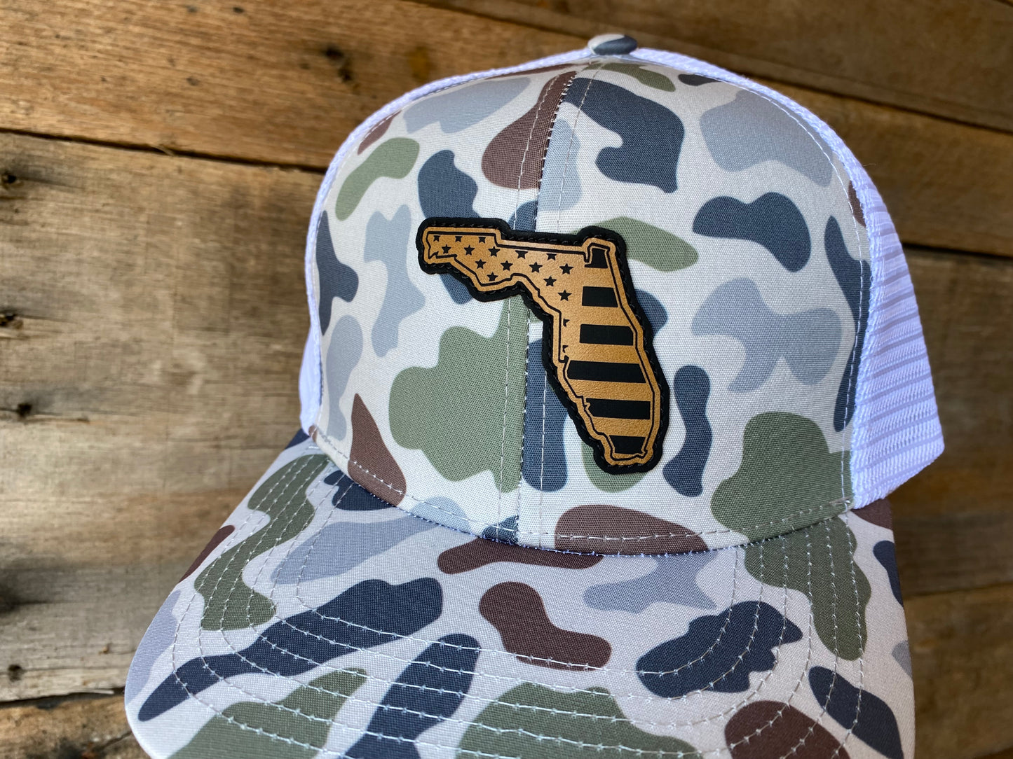 Florida Outline w/ US Flag Inlaid - Tan on Brackish/White