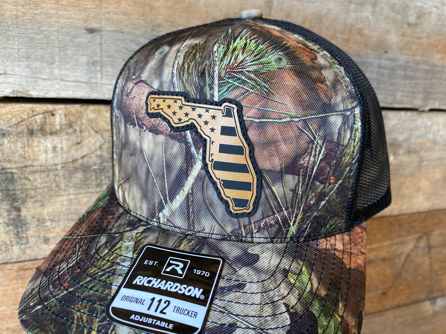 Florida Outline w/ US Flag Inlaid - Tan on Mossy Oak Country DNA