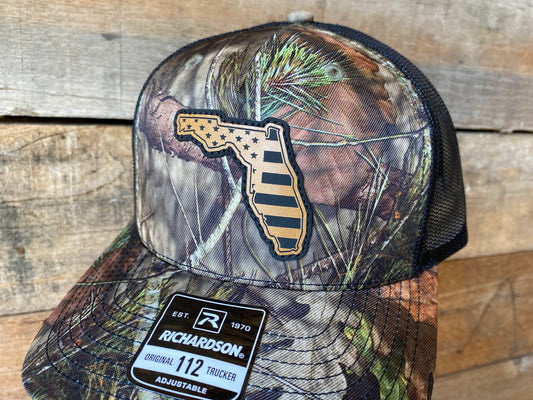Florida Outline w/ US Flag Inlaid - Tan on Mossy Oak Country DNA