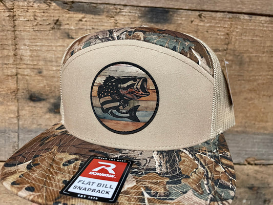 Bass US Flag - Weathered Wood - Realtree Advantage/Khaki