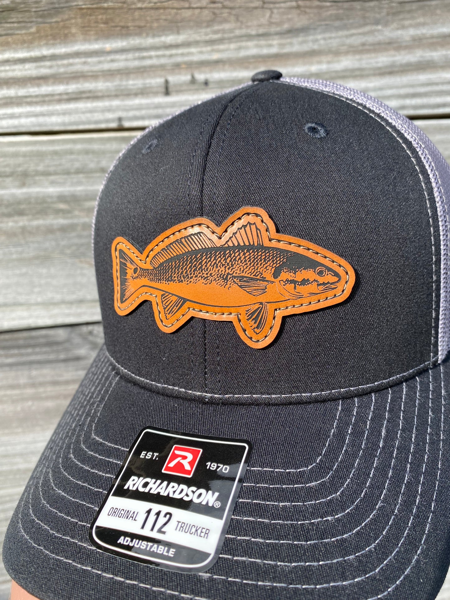 Redfish - Buckskin - Black/Charcoal R112