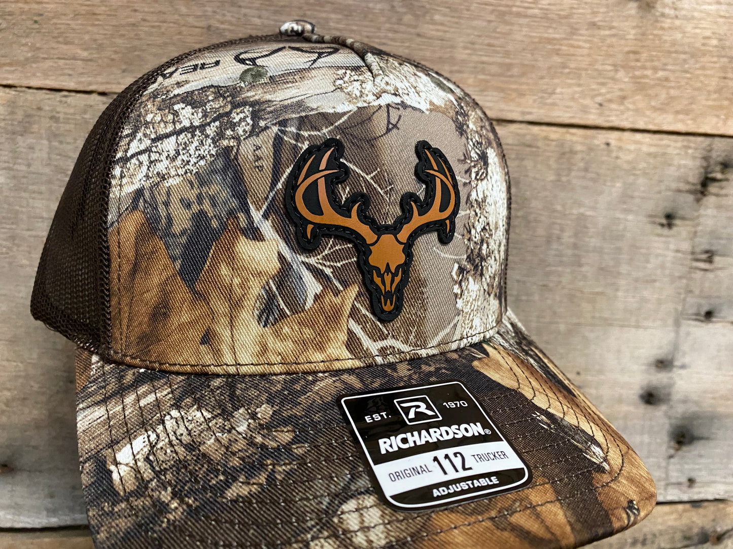 Deer Skull - Buck on Realtree Edge