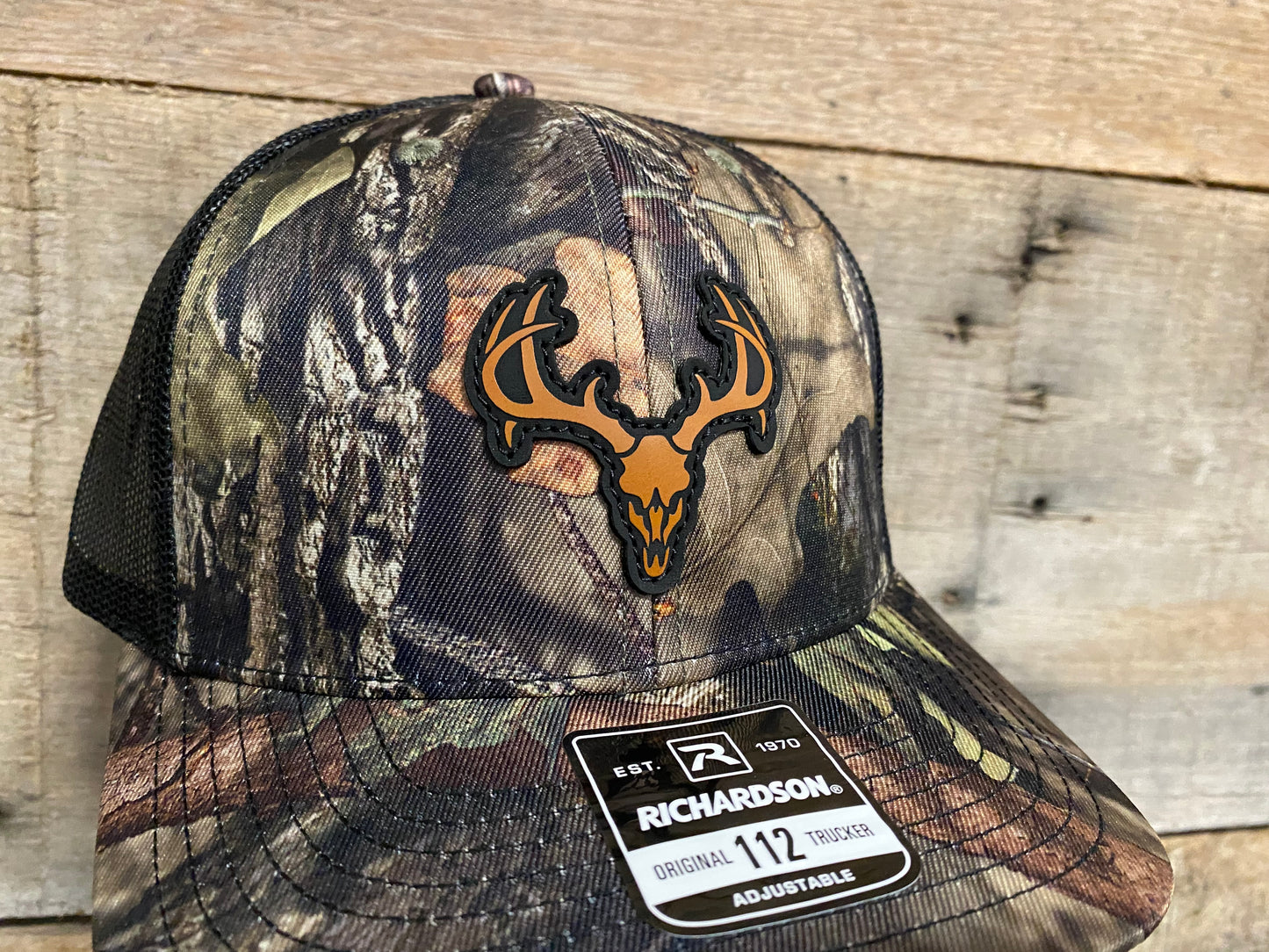 Deer Skull - Buck on Mossy Oak Country DNA