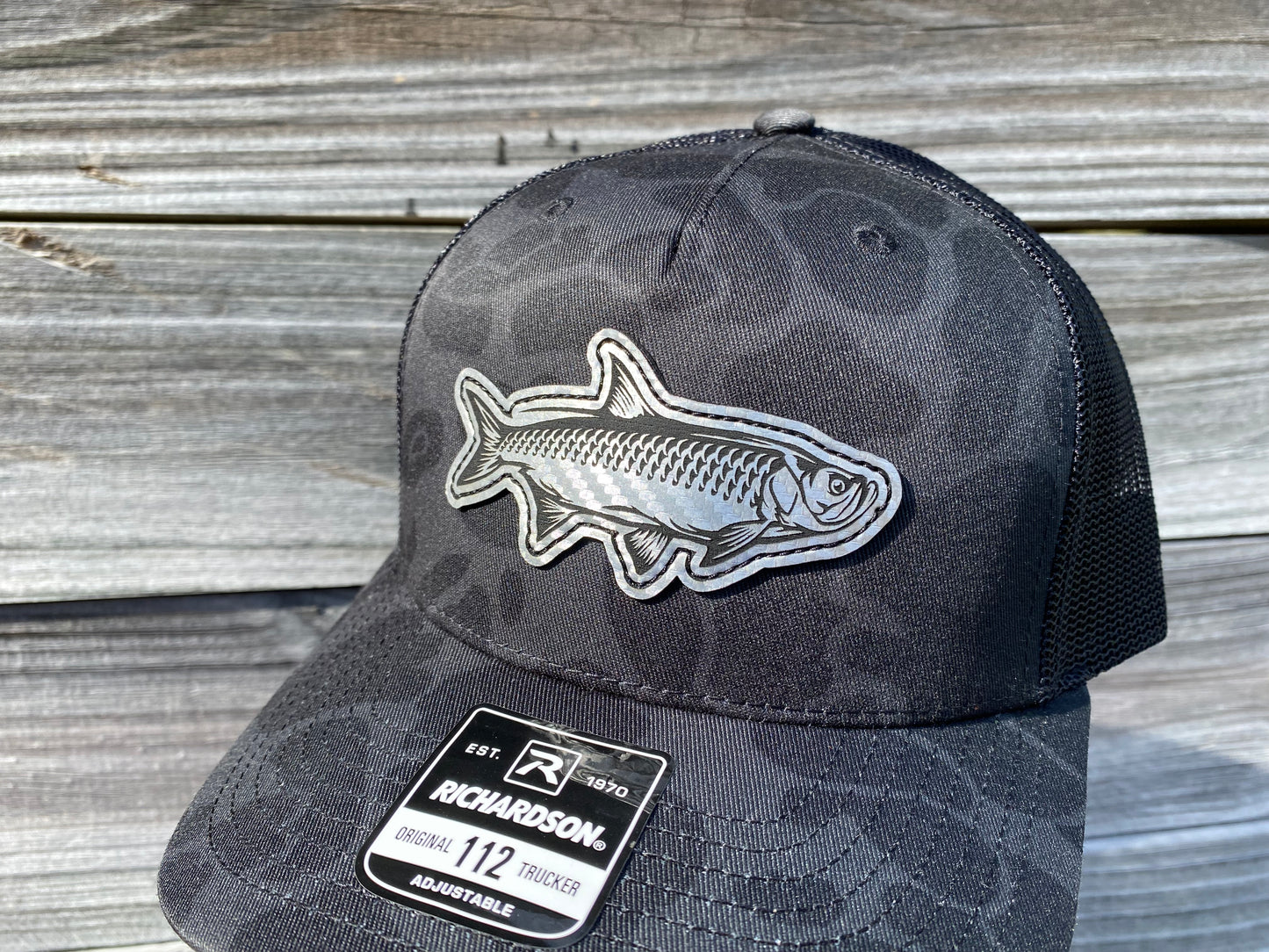 Tarpon - Silver Carbon Fiber - Sable Duck R112