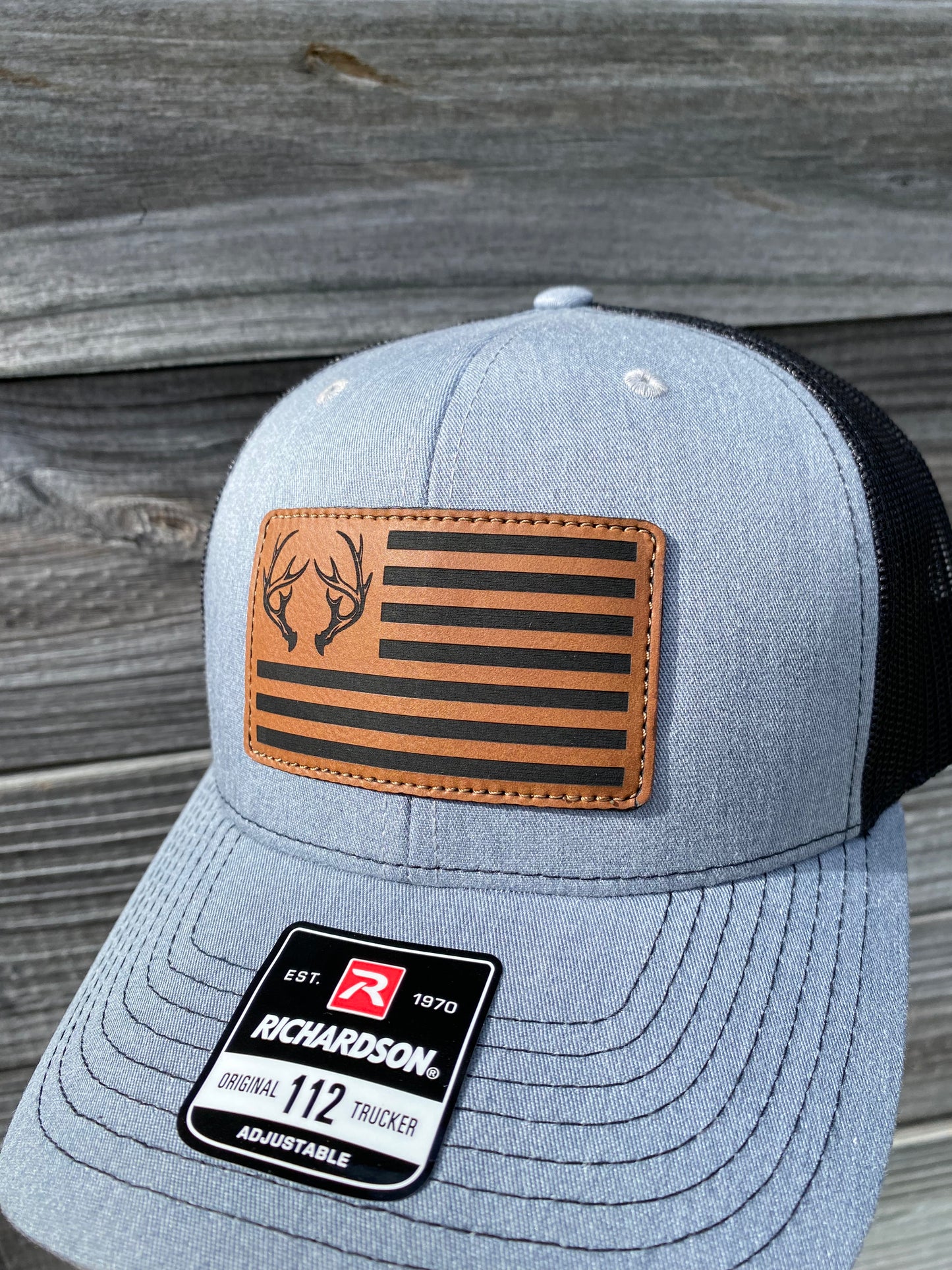 Deer Antler Flag - Rawhide - Heather Grey/Black R112