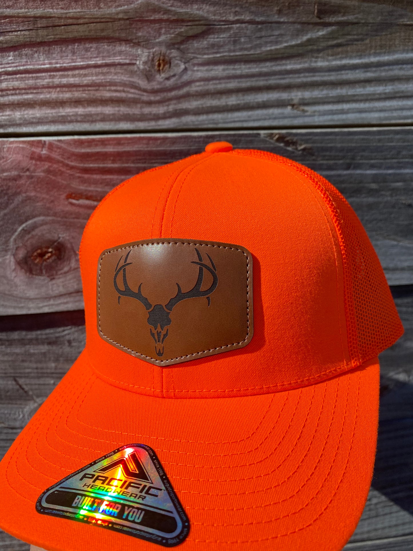 Deer Skull - Walnut - Blaze Orange R112